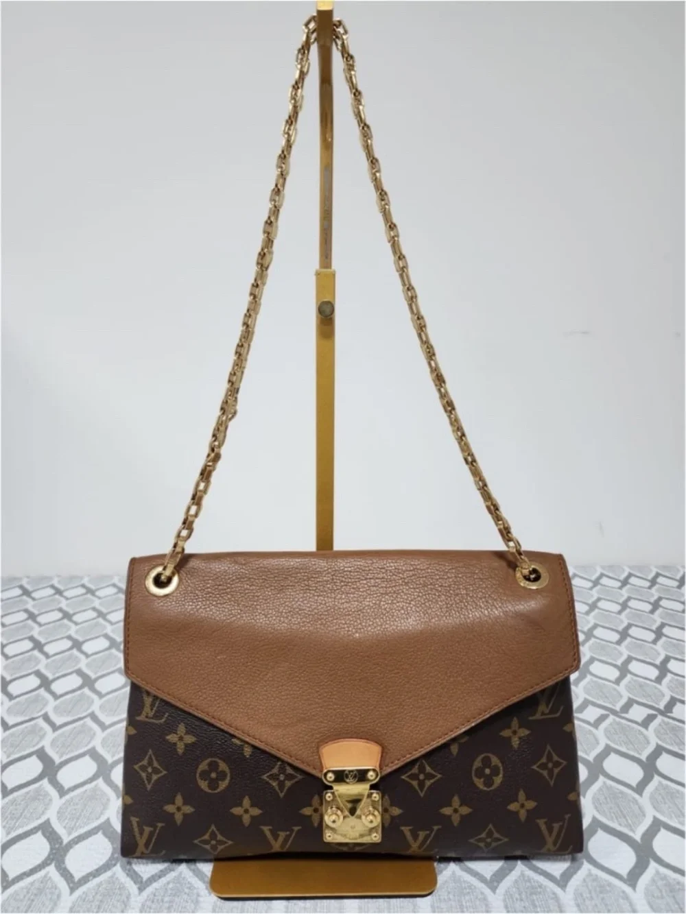 Authentic LOUIS VUITTON Havane Monogram Canvas Pallas Shoulder Bag Brown